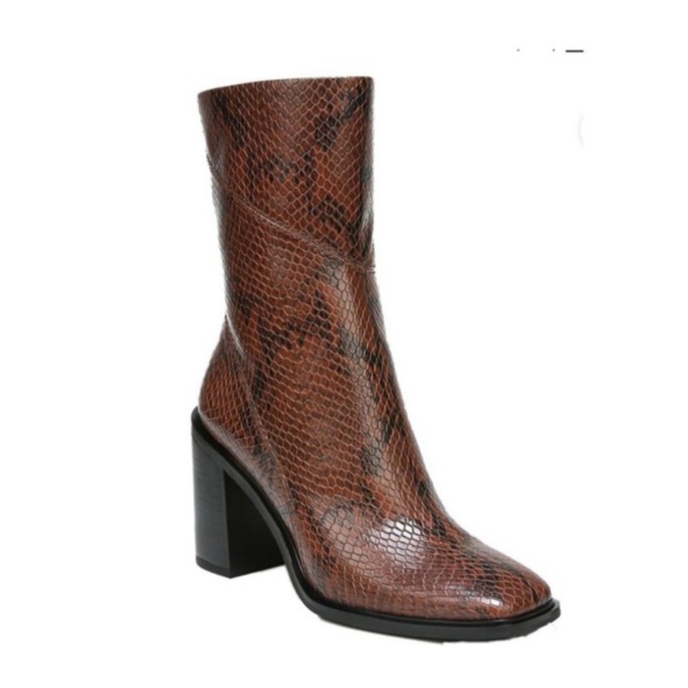 Franco Sarto Brown L-Stevie Snakeskin Boots size 9.5